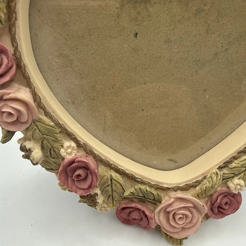 Vtg Dezine 3D Heart Frame Hand Painted Pink Roses Green Leaf 6x5.5